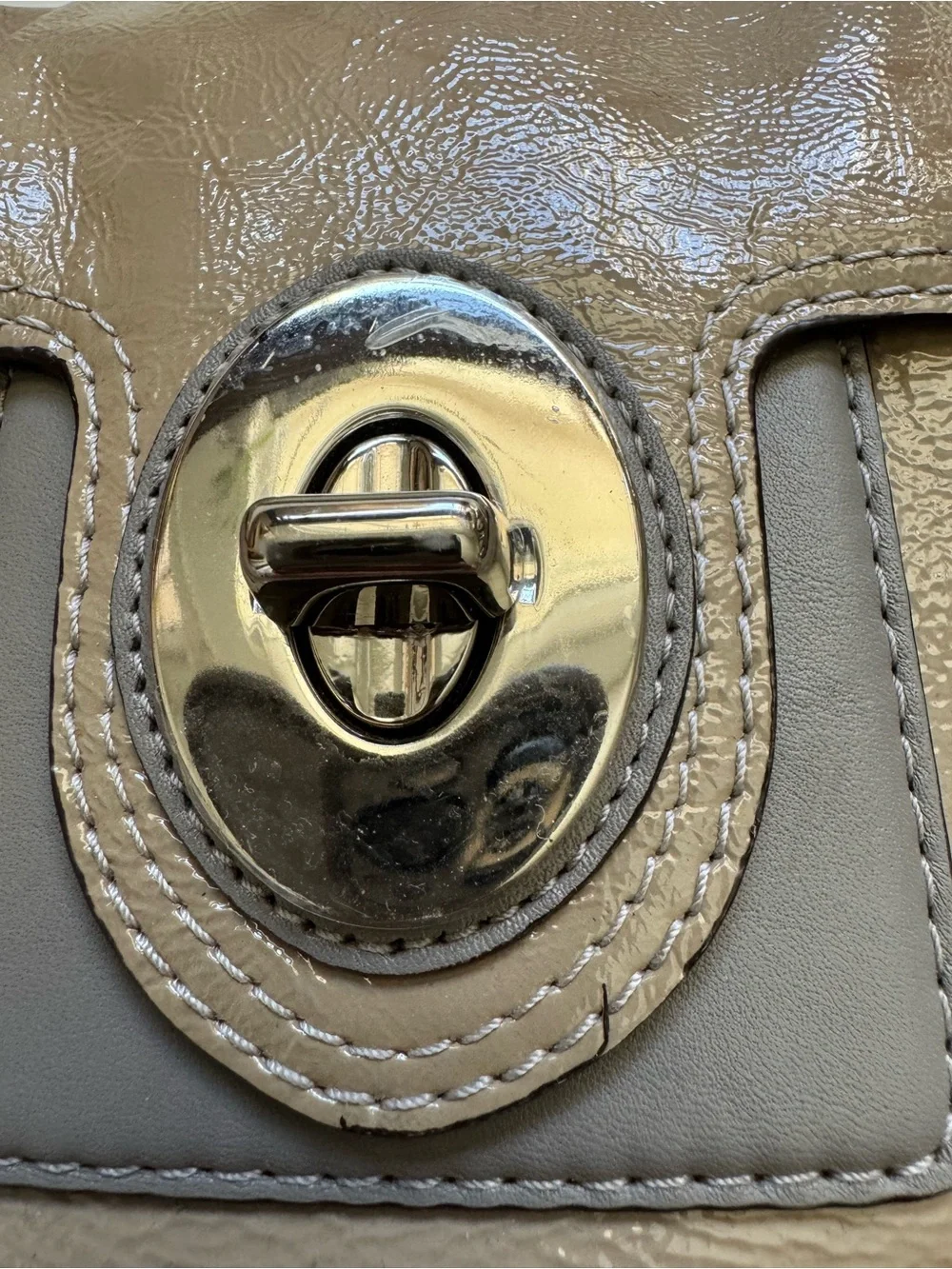 Coach Vintage Chelsea Peyton Carryall Leather Satchel with Turnlock